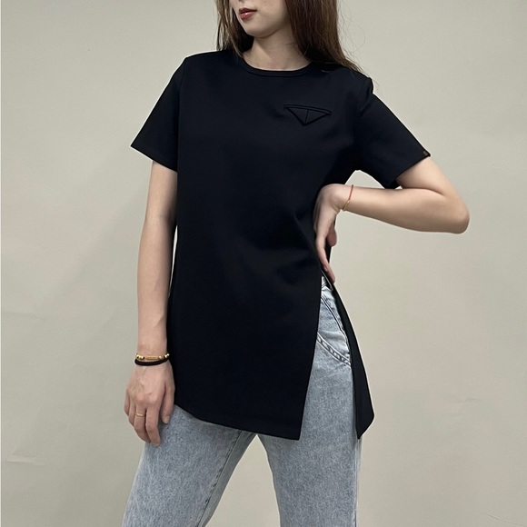 T-Shirt - Picture 2 of 15